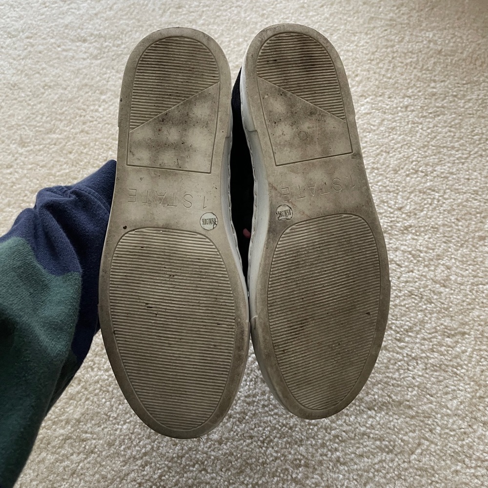1. State Women’s Slip-On Sneakers. Size 8.5. - Picture 12 of 13